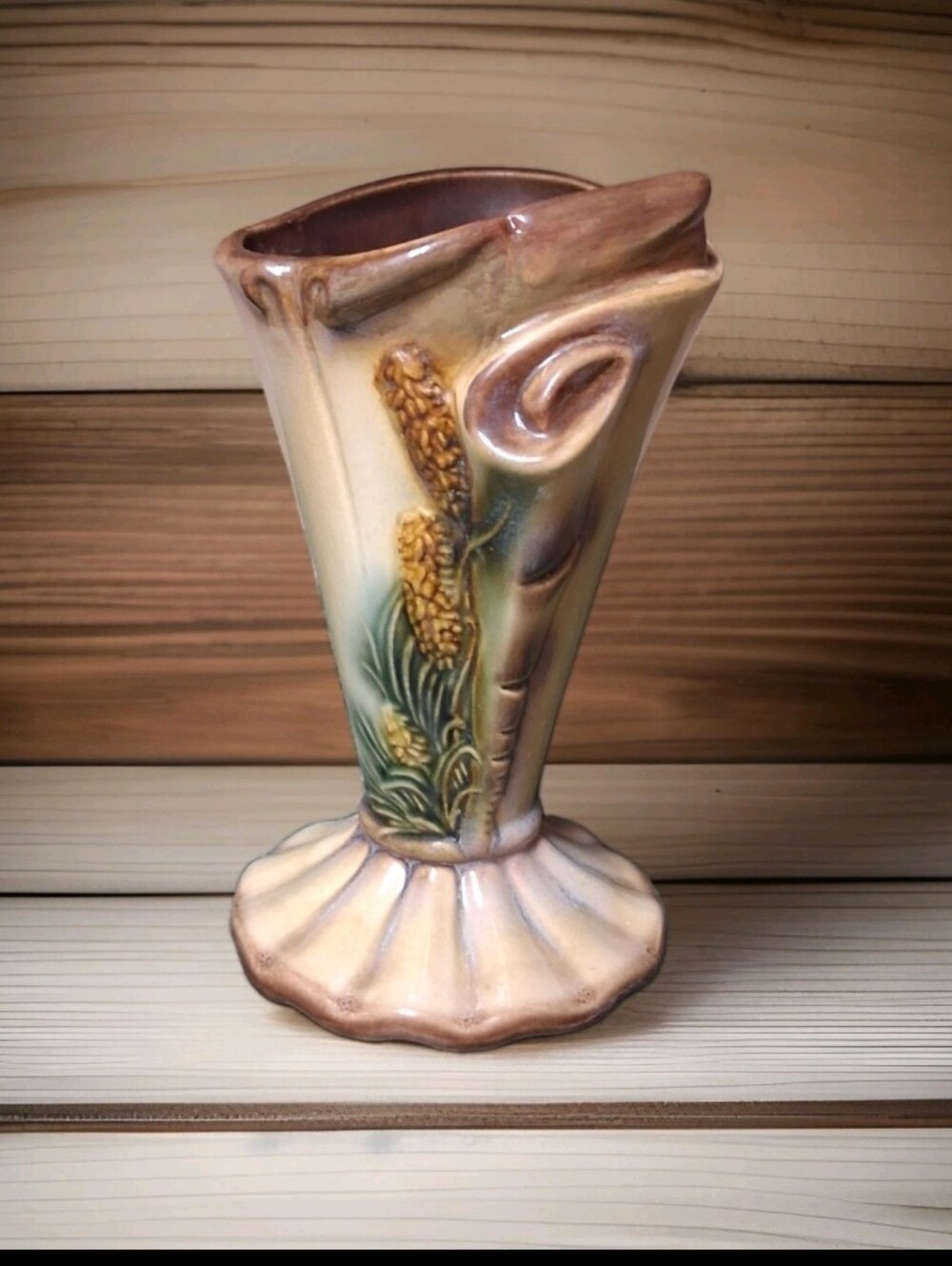Vintage Hull Pottery Brown & Cream Scroll Parchment Vase 3-4